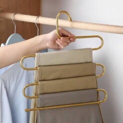 cintre serpent métallique pour 5 pantalons
