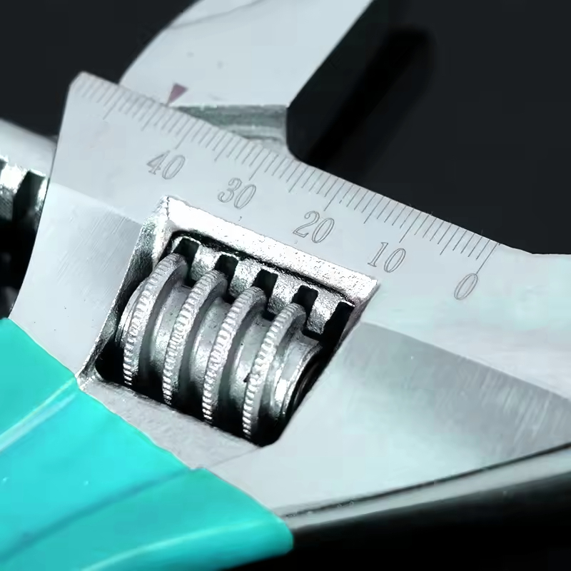 Clé à molette multifonction à manche de 8"/6" pouces – Image 4