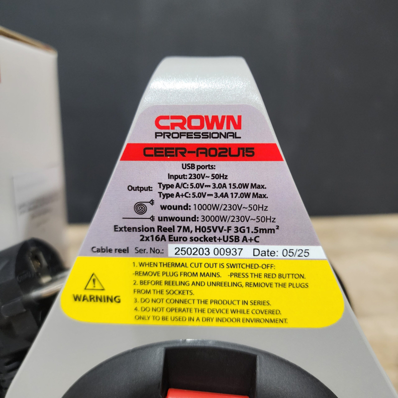 Enrouleur de Câble 2 ports + USB (A et C) 7m Crown 3000W A02U15 – Image 4