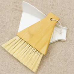 Pelle avec Brosse en Bois HOMEKITCHEN