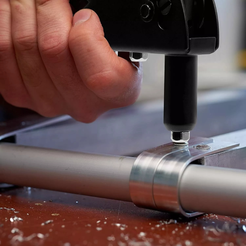 Riveteuse à tête pivotante BEETRO TC0245 – Image 5