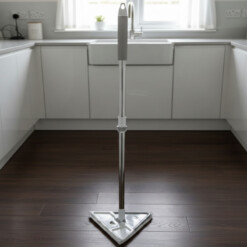 Balai-serpillère avec frottoir 2en1 triangulaire