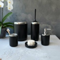 Alternative view of Ensemble de salle de bain décoré au chrome Lima XL SAS04P