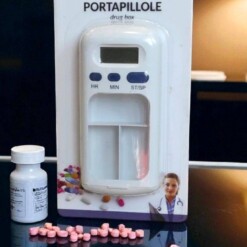 Alternative view of Boite médicaments avec minuteur 3 compartiments