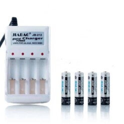 Alternative view of Chargeur des piles AA/AAA rechargables avec 4 piles JIABAO