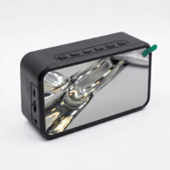 Alternative view of Horloge Réveil Digital 3 Alarmes avec Haut Parleur Bluetooth Rechargeable